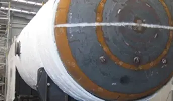 Big grey and white round tank